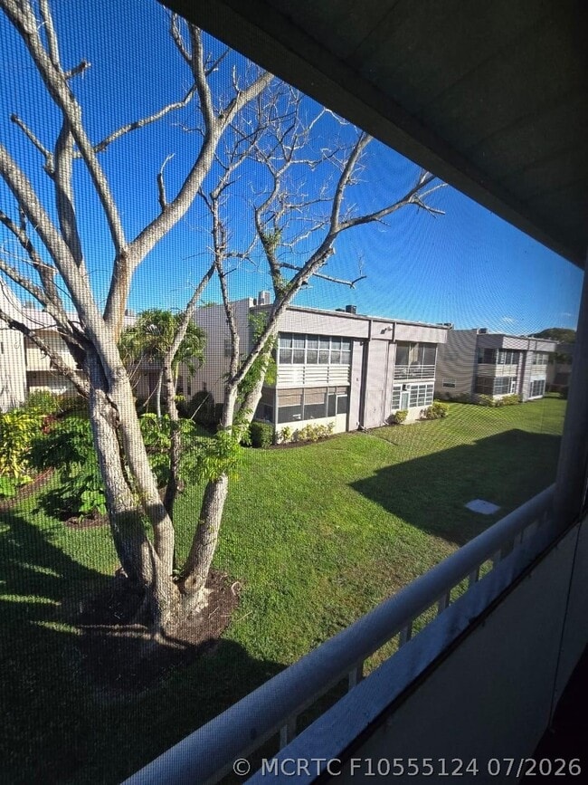 Building Photo - 278 Flanders F Unit 278