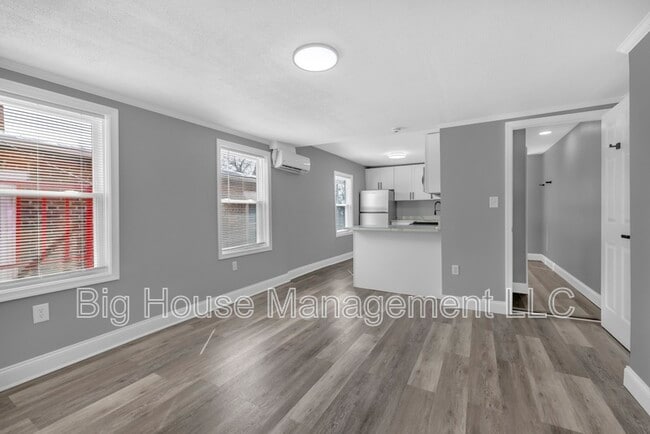 Photo - 1725 Hollins St