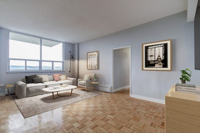 Photo - Camelot Towers I