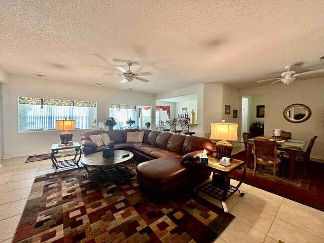 Photo - Large Beautifully Furnished Home in Sun City!