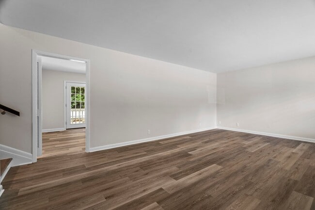 Photo - Gorgeous 3 Bedroom, 2 Bath Split-level home in Brentwood - High-end Renovation, Pet Friendly!