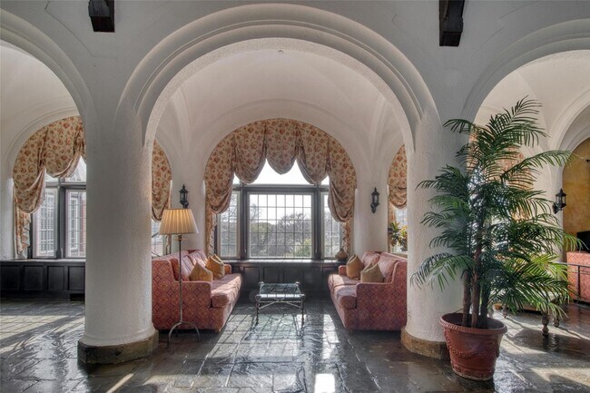 Photo - 236 Edgemere St Unit 223