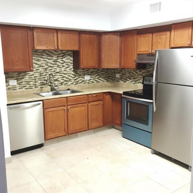 Building Photo - 3680 N 56th Ave Unit 812