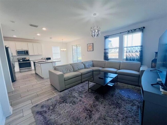 Photo - 8569 Starlight Loop