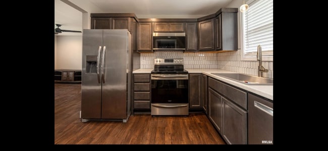 Photo - 1301 S Holland St