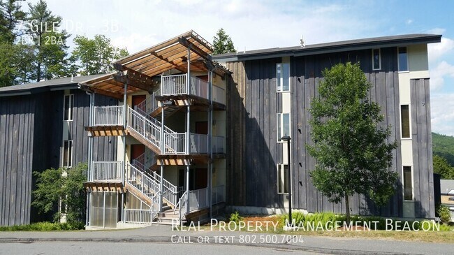 Photo - Hanover, NH 2 BR Gile Hill Condo (+ LOFT) ...
