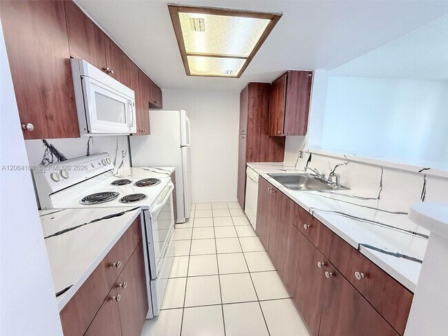 Photo - 3212 Coral Lake Ln Unit 3212