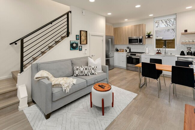 Photo - 233 14th Ave E Unit ID1036007P