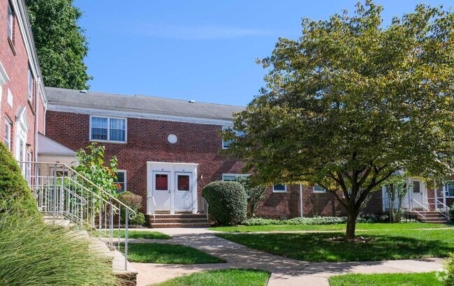 Building Photo - 480 Crestwood Ave Unit 41 Rental