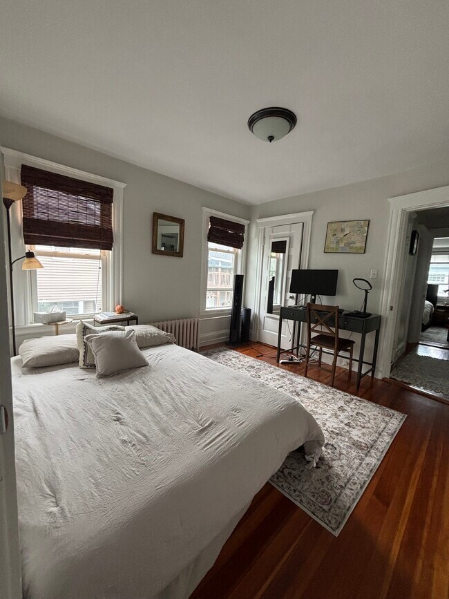 Photo - 17 Lesher St