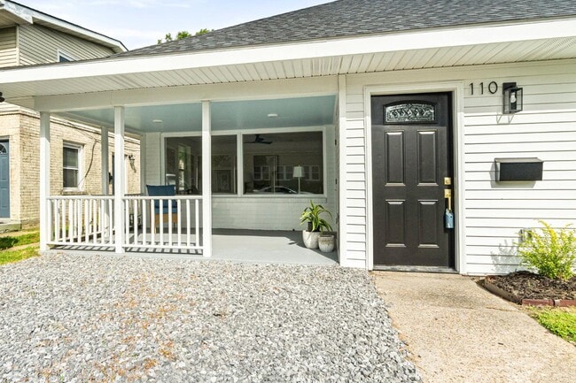 Photo - 110 Jules Ave