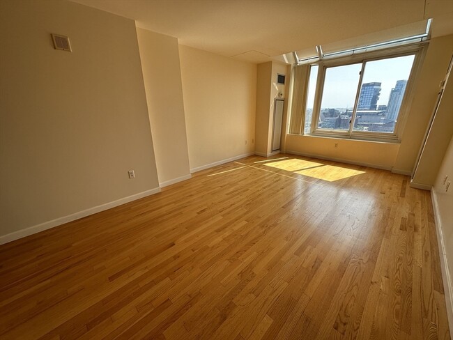 Photo - 8 Museum Way Unit 2405