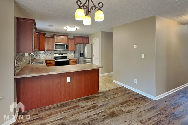 3349 Ashford Loop