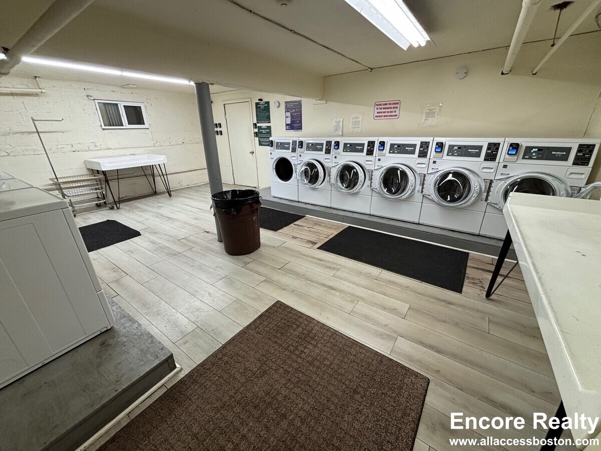 Photo - 62 Egmont St Unit 6