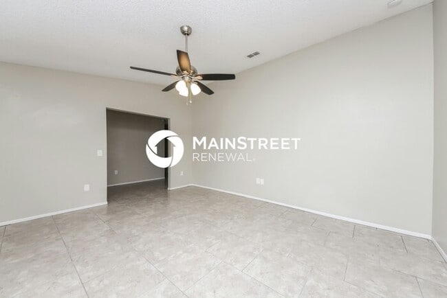 Photo - 3 Bedroom Pet-Friendly Home in Winter Haven, FL with Main Street Renewal