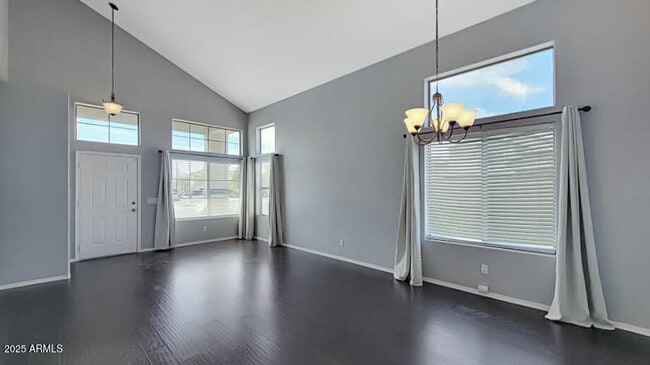 Photo - 17282 W Elm St