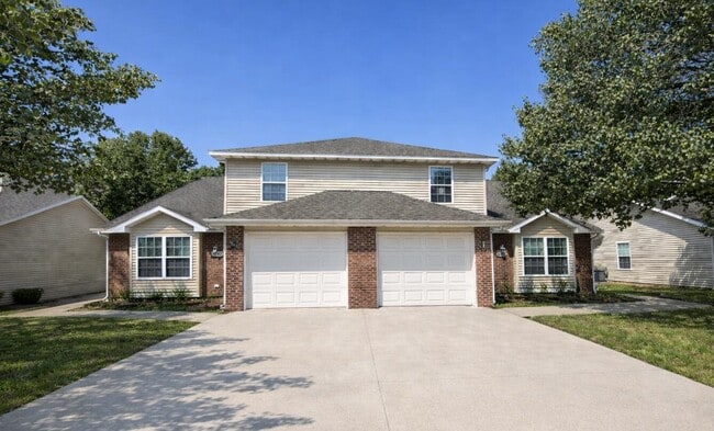 Photo - 1703 Hanover Blvd