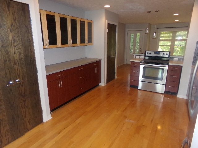 Photo - 7000 Straffan Pl