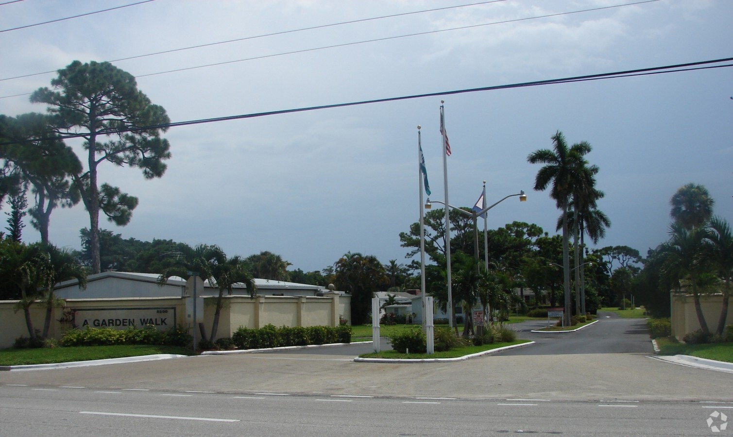 Photo - Garden Walk Apartments