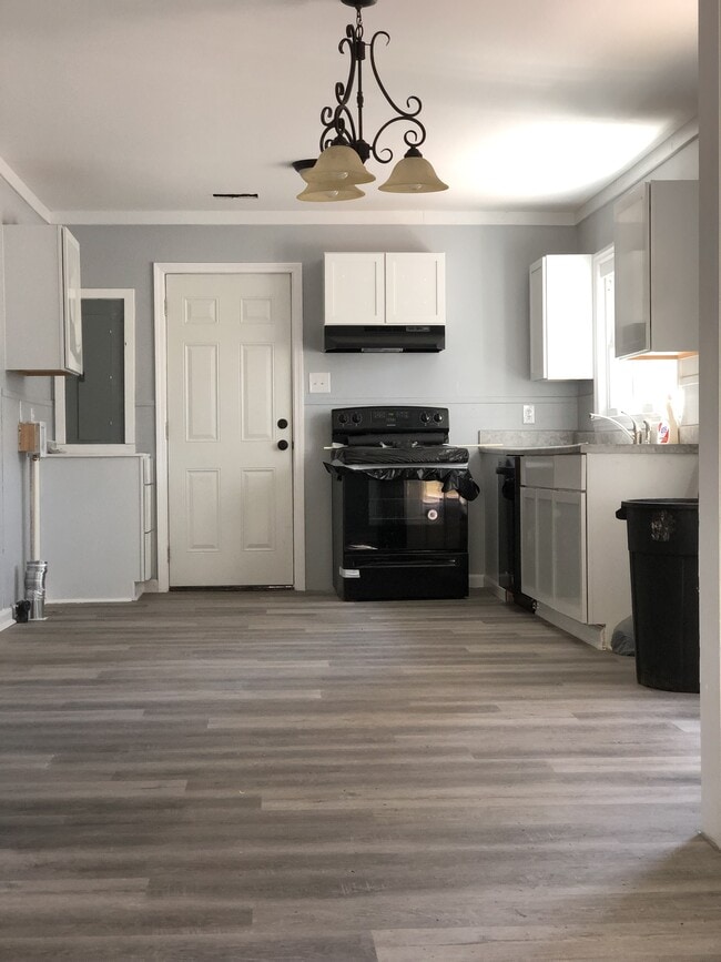 Photo - 120 Menton St