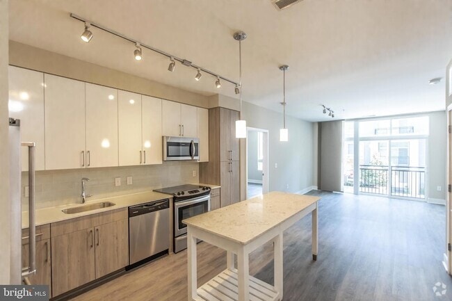 Building Photo - 145 Riverhaven Dr Unit 224 Rental