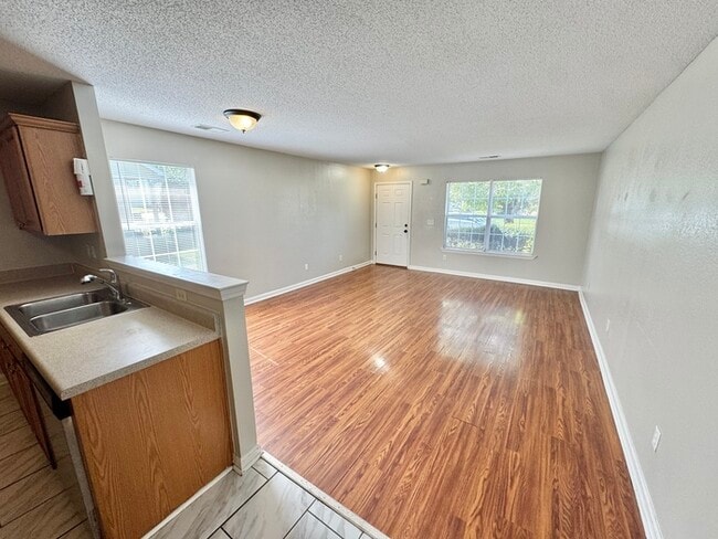 Photo - 4688 Northwood Hills Dr