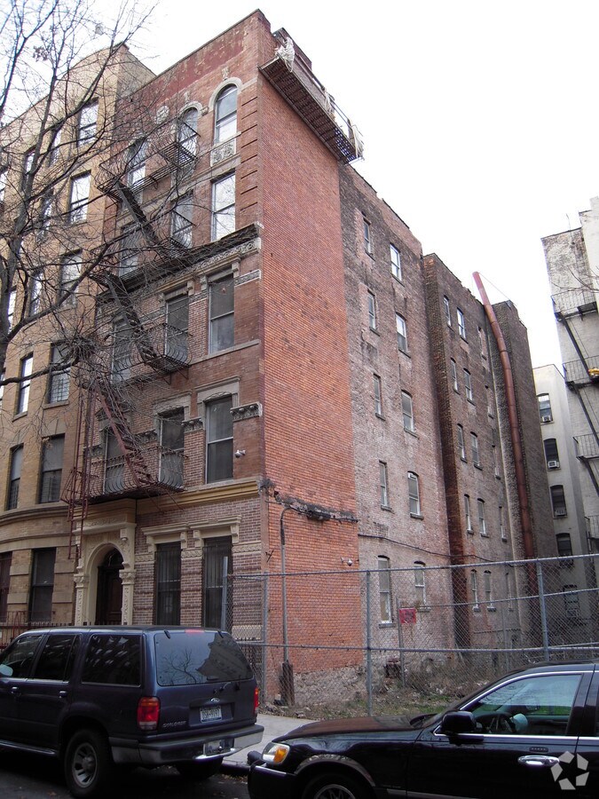 Photo - 303 W 149th St