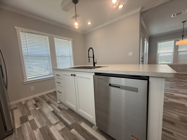 Photo - 5715 Camelford Dr