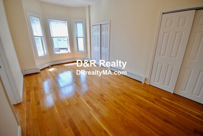 Photo - 154 Bennington St Unit 3