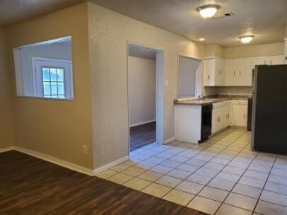 Photo - 6123 35th St