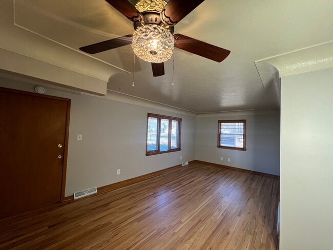 Photo - 6210 Franklin Ave