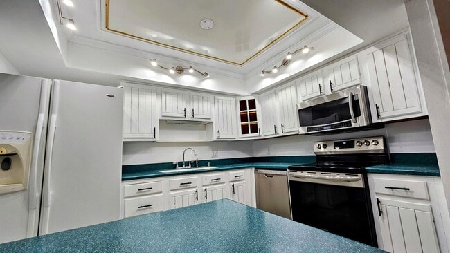 Photo - 1150 Bayshore Dr