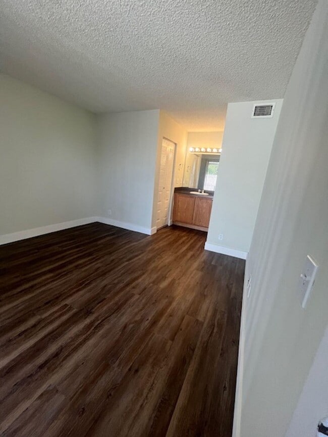 Photo - 738 Executive Center Dr Unit 34