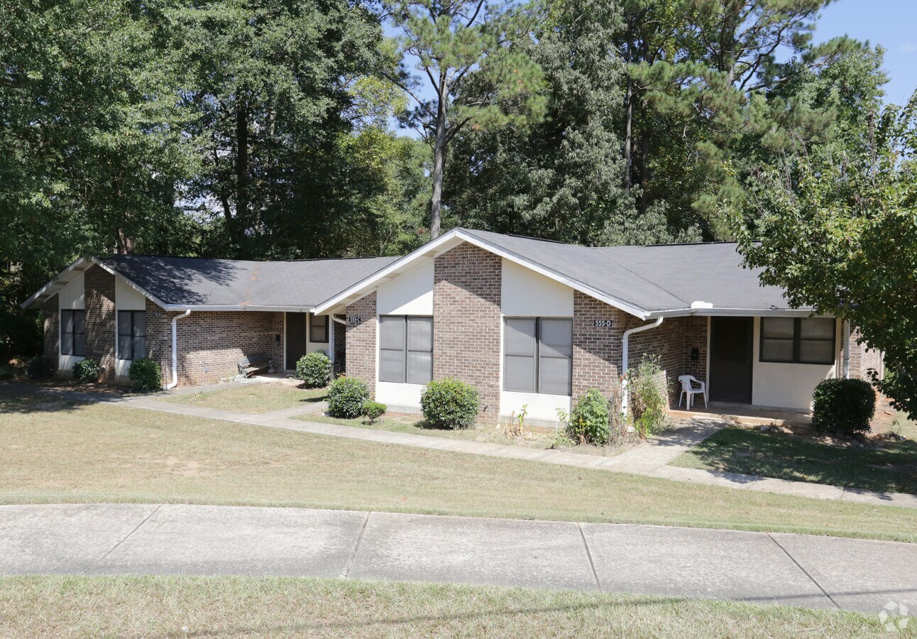 Photo - 551-559 Alabama Cir