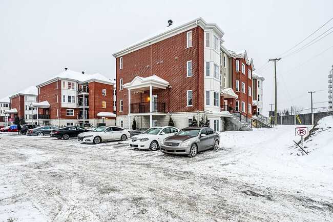 Photo - 1625 Av. de la Gare Unit 1625