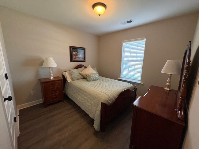 Photo - 3384 Shandy Rd