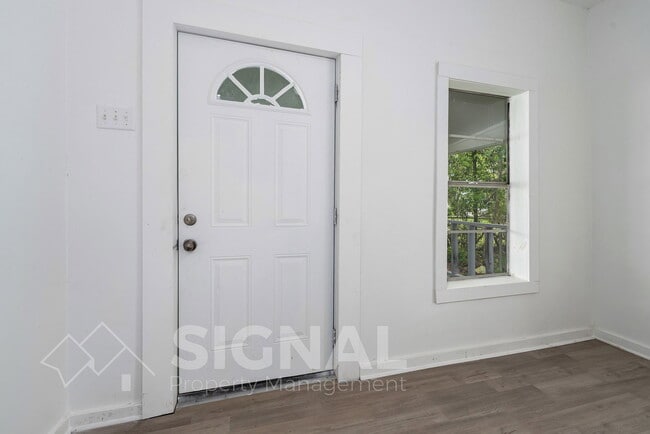 Photo - 3230 Arlington Ave