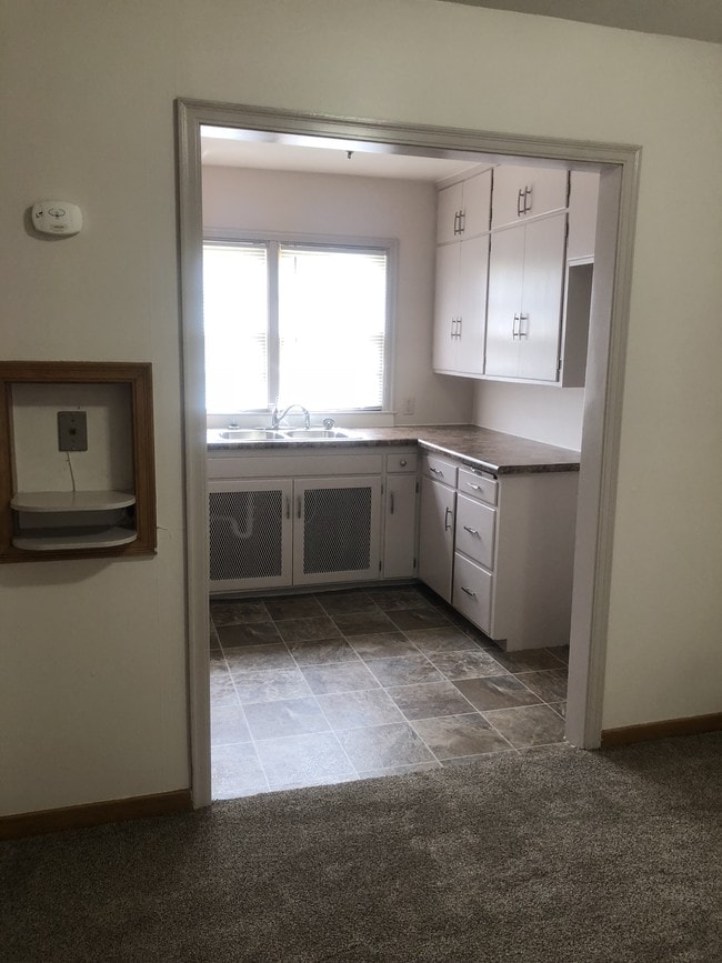 Photo - Mayfair Apartments