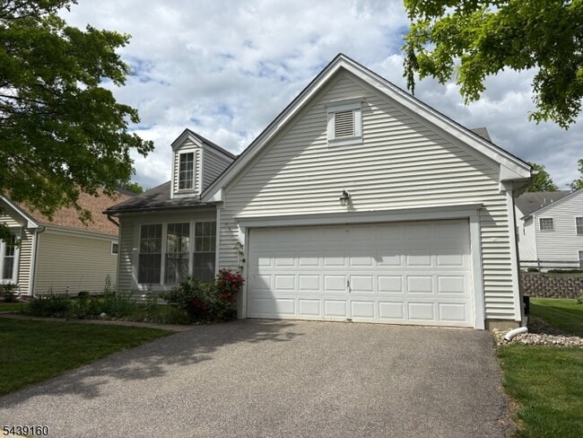 Photo - 37 Stafford Ln