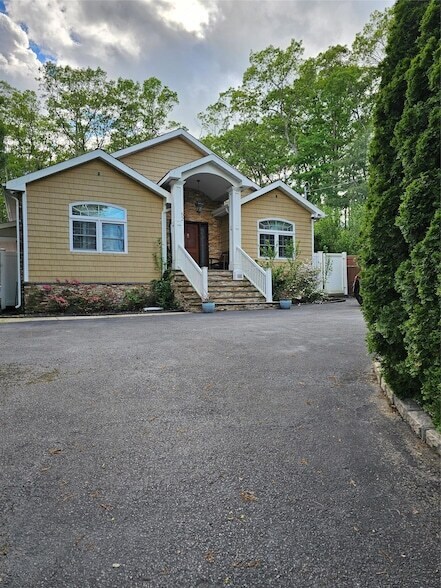 Photo - 52 Hilltop Ln