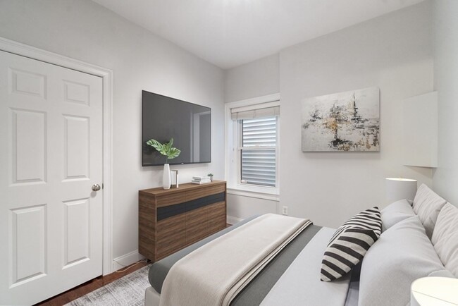 Photo - 110 N St Unit 1