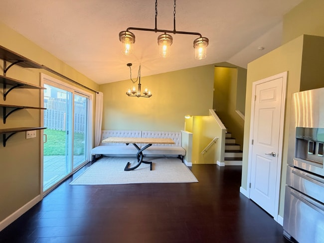 Photo - 1805 N 207th St