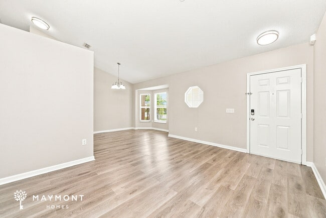 1010 Coatbridge Dr