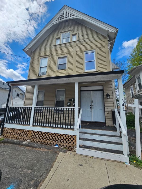 Photo - 141 Crown St Unit #2