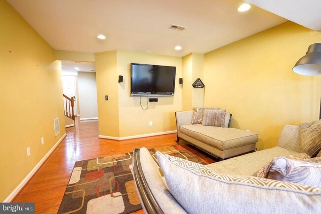 Photo - 1414 Bird Watch Ct