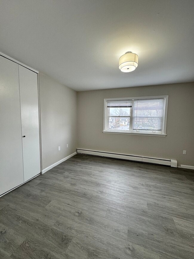 Sherwood Square Apartments Stratford, CT