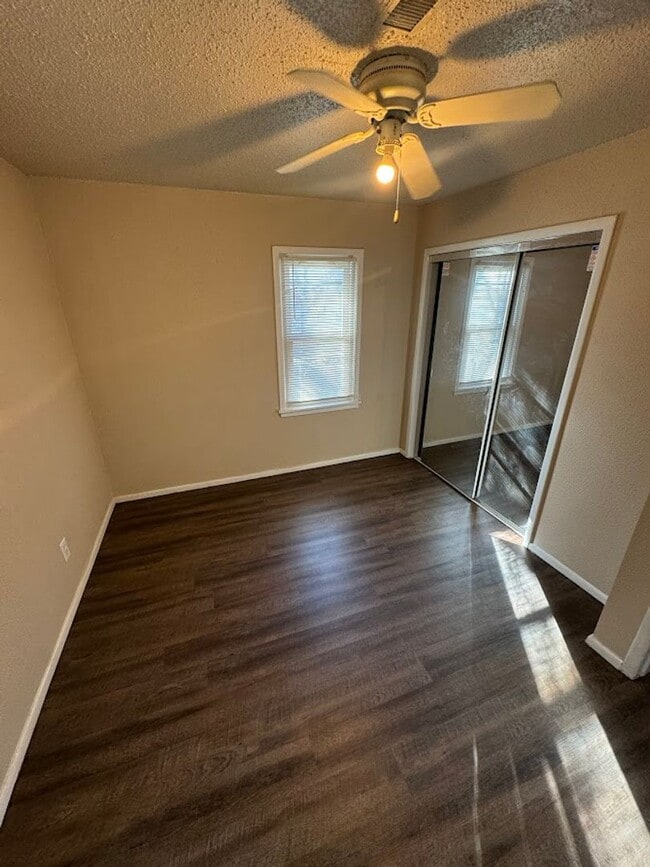 Photo - 1502 SE 64th St