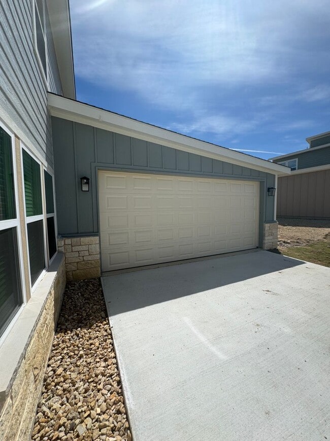 Photo - Peaster ISD Modern Living at its best - HI...