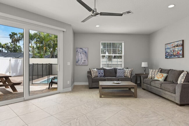 132 Mediterranean Way Unit SI ID1044438P