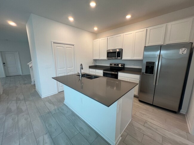 Building Photo - BEAUTIFUL NEW CONSTRUCTION 3 BEDROOM 2.5 B... Rental
